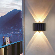Настенная лампа для декорации стен и освещения придомового пространства